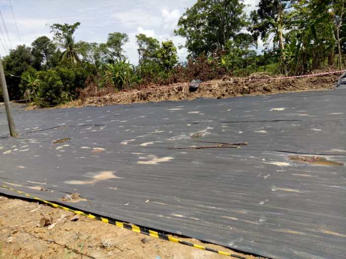 perbedaan geotextile woven dan non woven